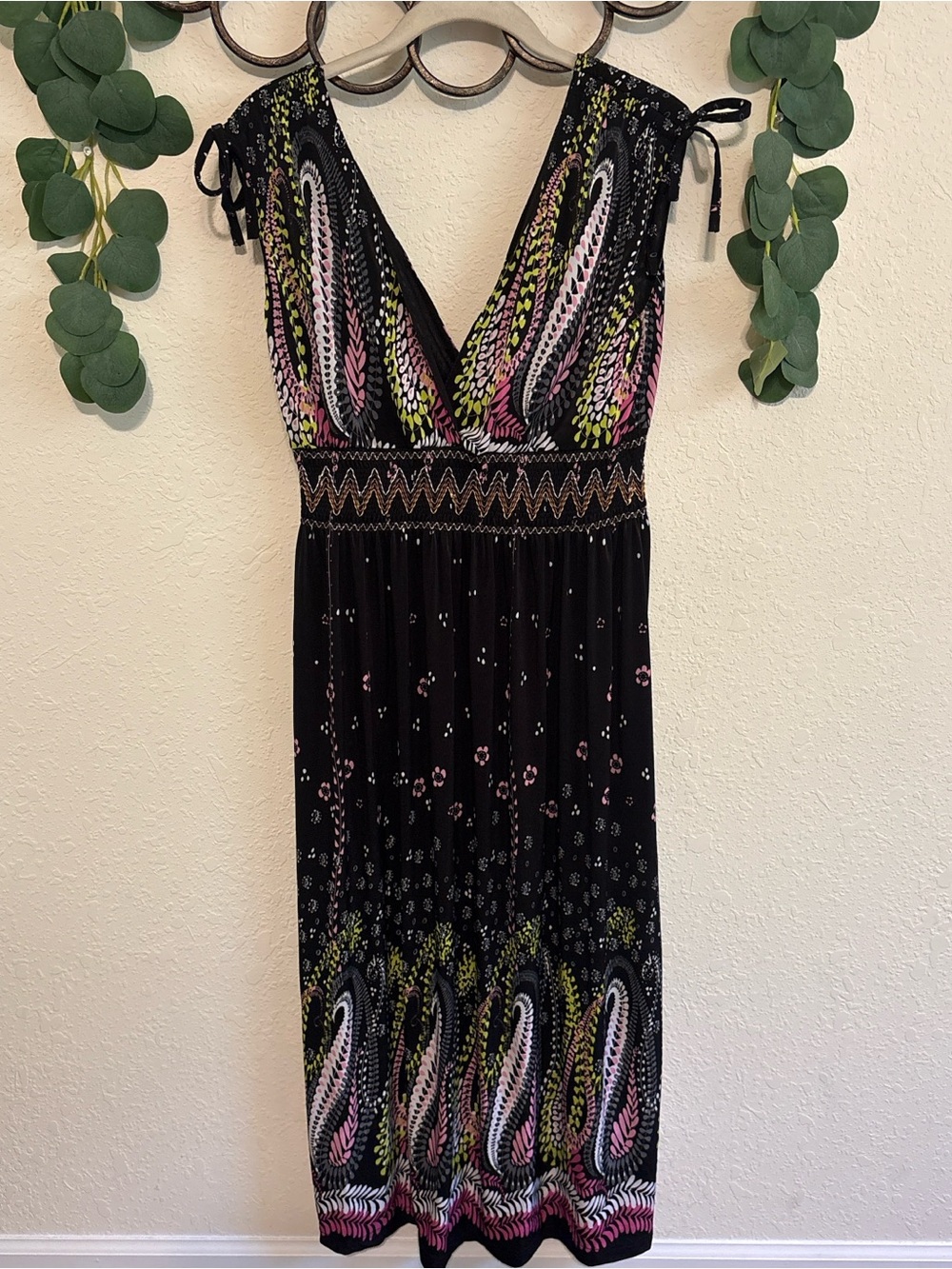 Y2K Boho Black and Pink V-Neck Maxi Dress 💕
